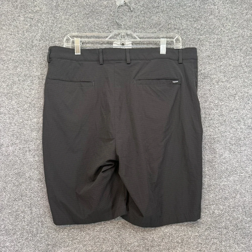 Greg Norman Golf Shorts Men 36 Black Stretch Performance Flat Front Bottoms‎
